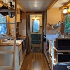 ☀️ 17' New England Inspired Tiny House *Light + Spacious*☀️ - Image 3 Thumbnail