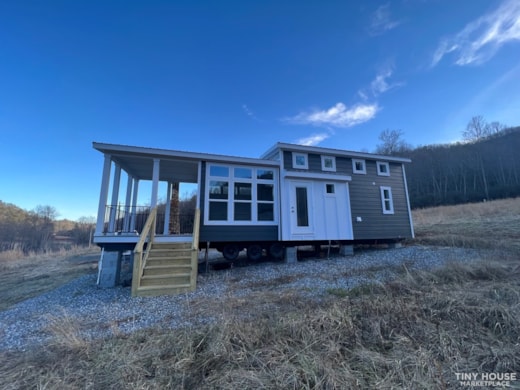 *NEW, never-lived-in tiny home/park model for private sale! Ready to move NOW!* 