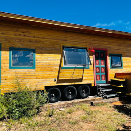 🌟 Stunning Custom-Built Tiny House for Sale 🌟 -- ready for transport - Image 2 Thumbnail
