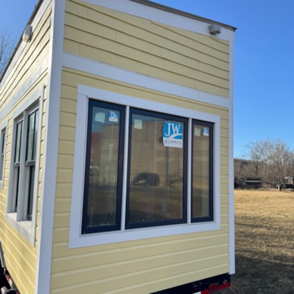 ☀️The Melissa - New 24' Energy Efficient Tiny House - Beautiful and warm design  - Image 2 Thumbnail