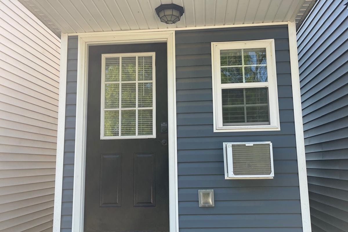 1 Bed. 1 Bath tiny Home for Sale, Charlotte, NC - Image 1 Thumbnail