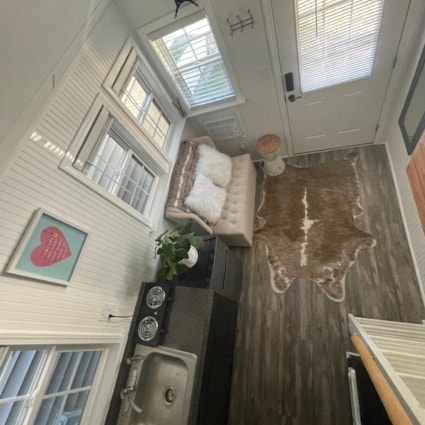 1 Bed. 1 Bath tiny Home for Sale, Charlotte, NC - Image 2 Thumbnail