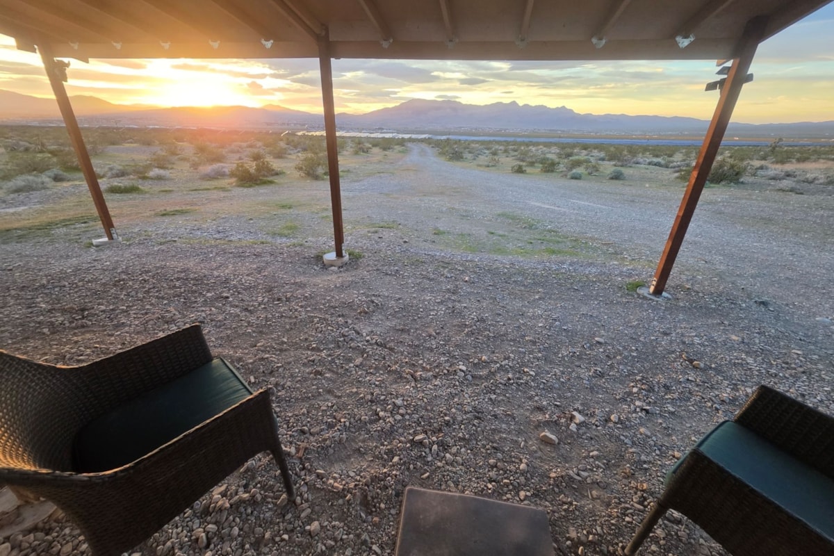 10 Acres — Hilltop Privacy, Massive Views & Ready to Use Off-Grid Setup - Image 1 Thumbnail