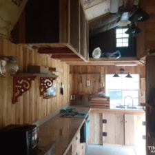 10 x 20 Barn Style Tiny House. Wired for off or on grid. - Image 4 Thumbnail