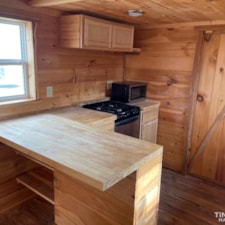 10 X 30 tiny home with unique wood features on trailer - Image 6 Thumbnail