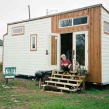 FLASH SALE! 100% Off-Grid, Beautiful, Fully Equipped 26' THOW w/ Loft, Closets - Image 4 Thumbnail
