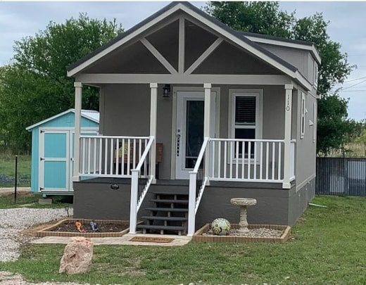 110 Tiny Home Ln, Kingsland, TX 78639