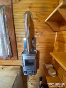 120 sq’ Tiny House with deck for sale: WI - Image 5 Thumbnail