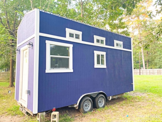 150 SqFt Modern Minimalist Tiny House