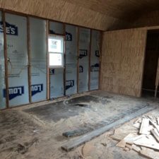 15x25 Tiny House, electric & plumbing installed, high ceilings, bath tub - Image 5 Thumbnail