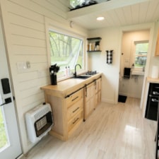 16' Modern off the grid Tiny Home - Image 3 Thumbnail