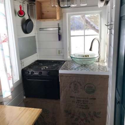 18ft Tiny House For Sale - Image 2 Thumbnail