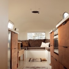 1967 Airstream 30ft Sovereign Full Restoration, Iconic Tiny Home Opportunity - Image 3 Thumbnail
