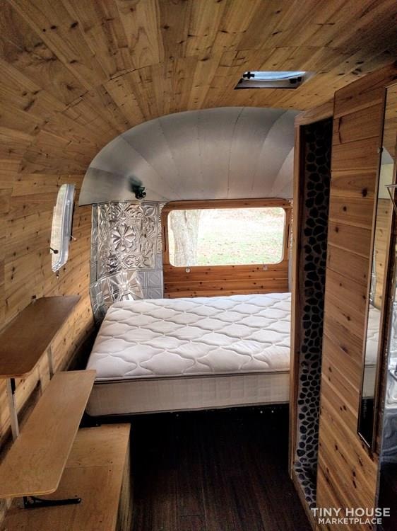 1988 airstream excella off the grid  - Slide 8