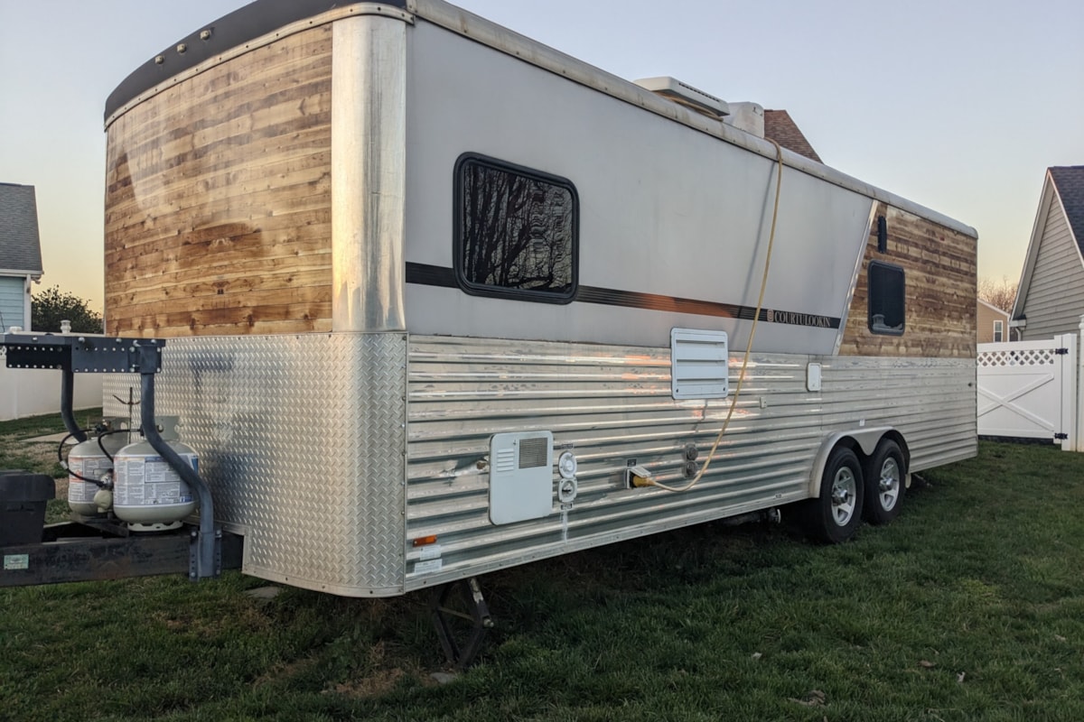 1BR 1BA Tiny Home on Wheels - Converted Toy Hauler trailer with kitchen - Image 1 Thumbnail