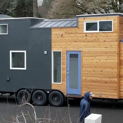 2 bedroom, 31' tiny house on wheels for sale - Image 2 Thumbnail