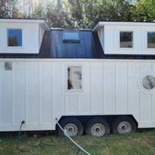2 Bedroom Tiny House on Wheels - Ready to Move or Move In! - Image 3 Thumbnail