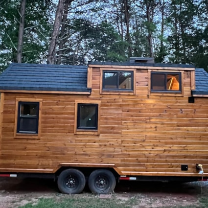 20’ Charming Rustic Tiny House On Wheels - Image 2 Thumbnail