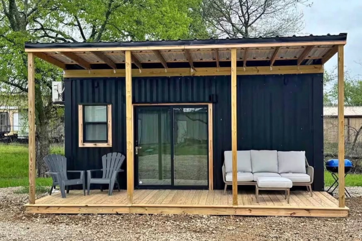 20’ container house. Fully furnished - Image 1 Thumbnail