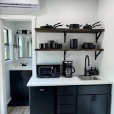 20’ container house. Fully furnished - Image 4 Thumbnail