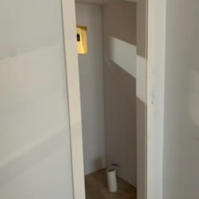 20' Tiny home Shiping Container Available "BUILD OUT NEARLEY COMPLETED" - Image 4 Thumbnail