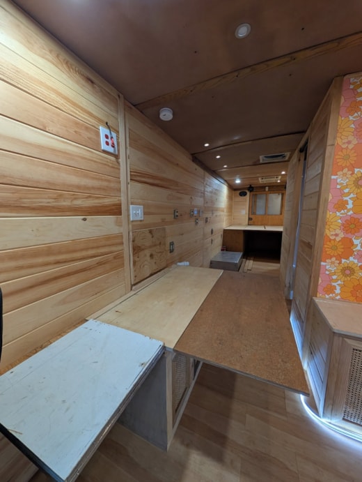 2003 Custom Off-Grid Motorhome