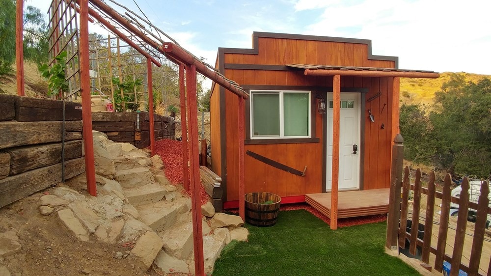 Gorgeous Tiny Home High End Construction - Image 1 Thumbnail