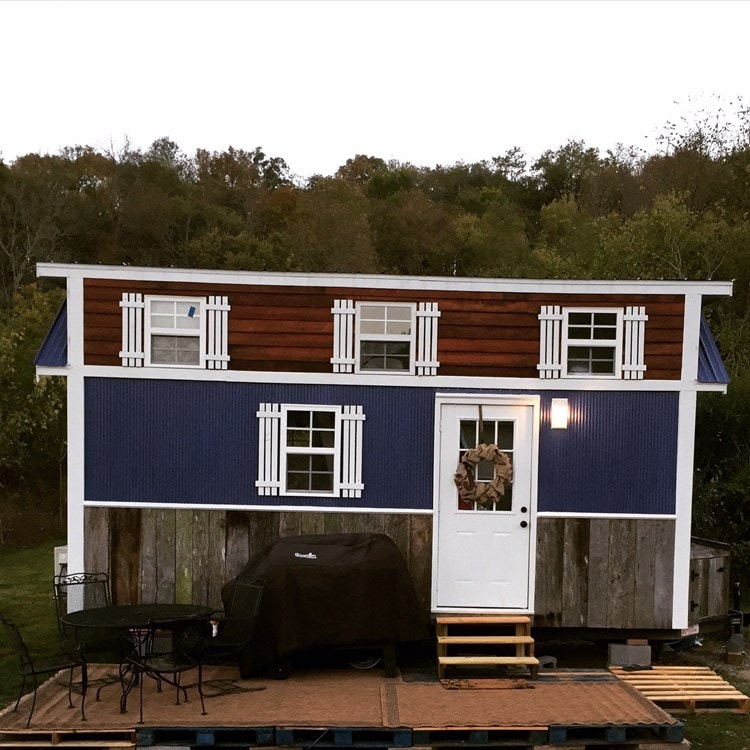 160 sqft Tiny House on Wheels - Image 1 Thumbnail