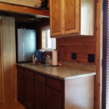 Adorable cedar tiny house - Image 5 Thumbnail