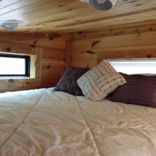 Adorable cedar tiny house - Image 4 Thumbnail