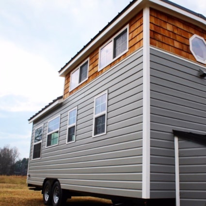 Luxury 24' Tiny House on Wheels - Image 2 Thumbnail