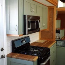 24ft Tiny Home on Wheels - Image 3 Thumbnail