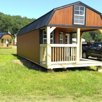 Deluxe Lofted Barn Cabin - Image 2 Thumbnail