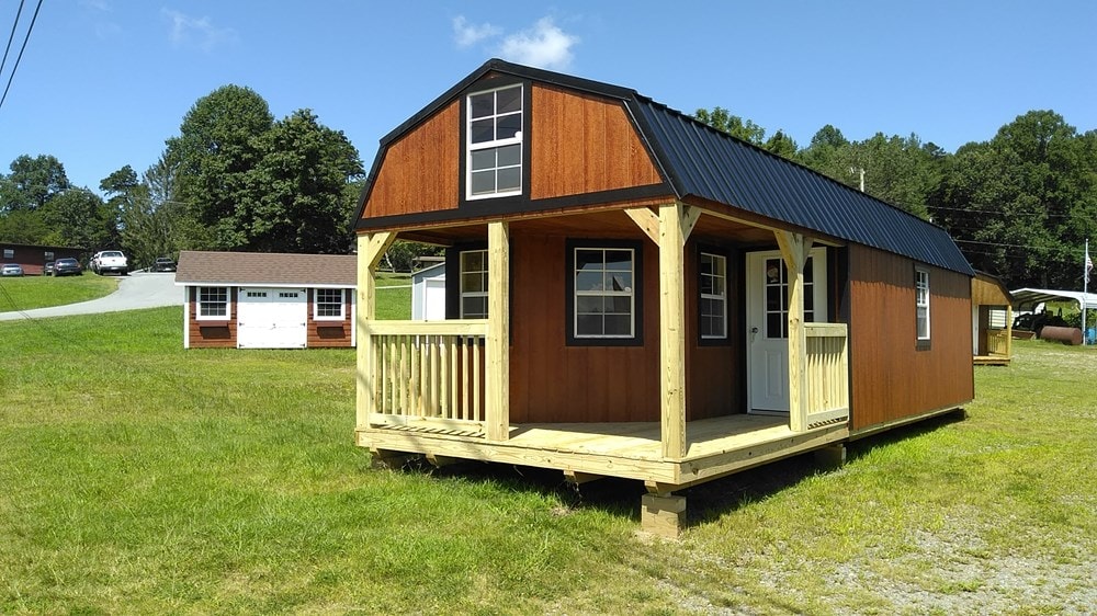 Deluxe Lofted Barn Cabin - Image 1 Thumbnail
