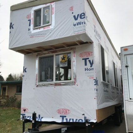 Professionally Built 250 sq ft Tiny home! - Image 2 Thumbnail