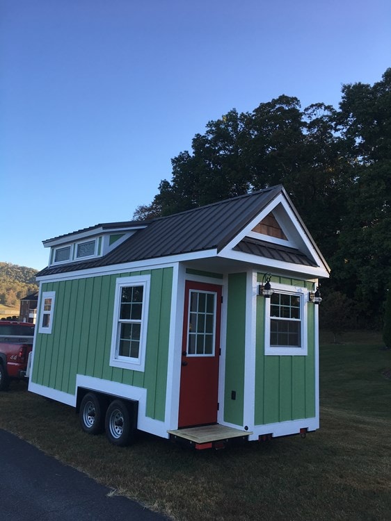 Just completed 18 foot craftsman style Tiny house - Image 1 Thumbnail