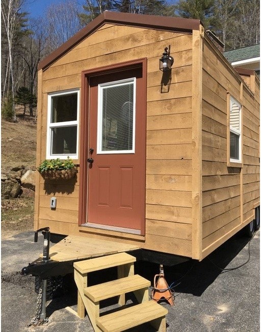 8 Tiny Houses for Sale in NH