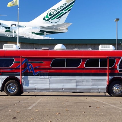 Tiny House on Wheels, Cool 1959 Conversion Bus all Finished ready to Live & Travel! - Image 2 Thumbnail