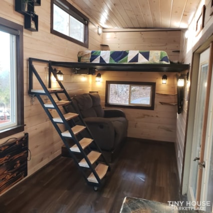 2018 Custom Built 32' Tiny Home  - Image 2 Thumbnail