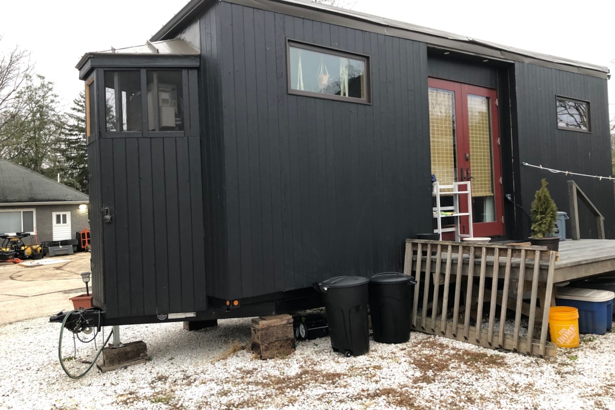 2018 updated lovely Tiny Home on Wheels on custom triple axle trailer,   - Image 1 Thumbnail