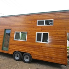 9 x 24 Modern Caravan by Tiny House Cottages professionally built dual lofts washer dryer full kitchen hardwoods composting toilet - Image 5 Thumbnail