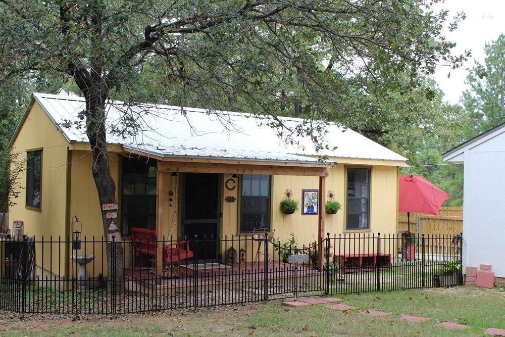 16 x 28 Cottage for Sale, just east of Austin in Bastrop, TX.  MUST BE MOVED! - Image 1 Thumbnail