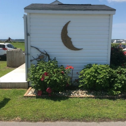 Coastal North Carolina Riverfront Tiny House - Image 2 Thumbnail