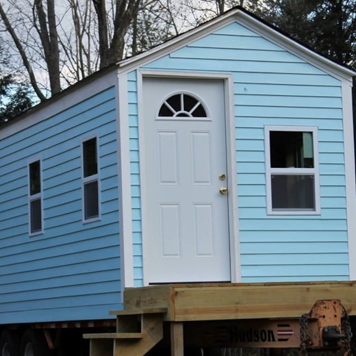 Tiny House built on Trailer with whirlpool tub