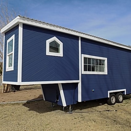 @@@ TINY HOUSE ON WHEELS LETS MAKE A DEAL@@@ OBO - Image 2 Thumbnail