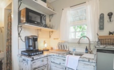 Tiny House for Sale In Nashville! - Image 6 Thumbnail