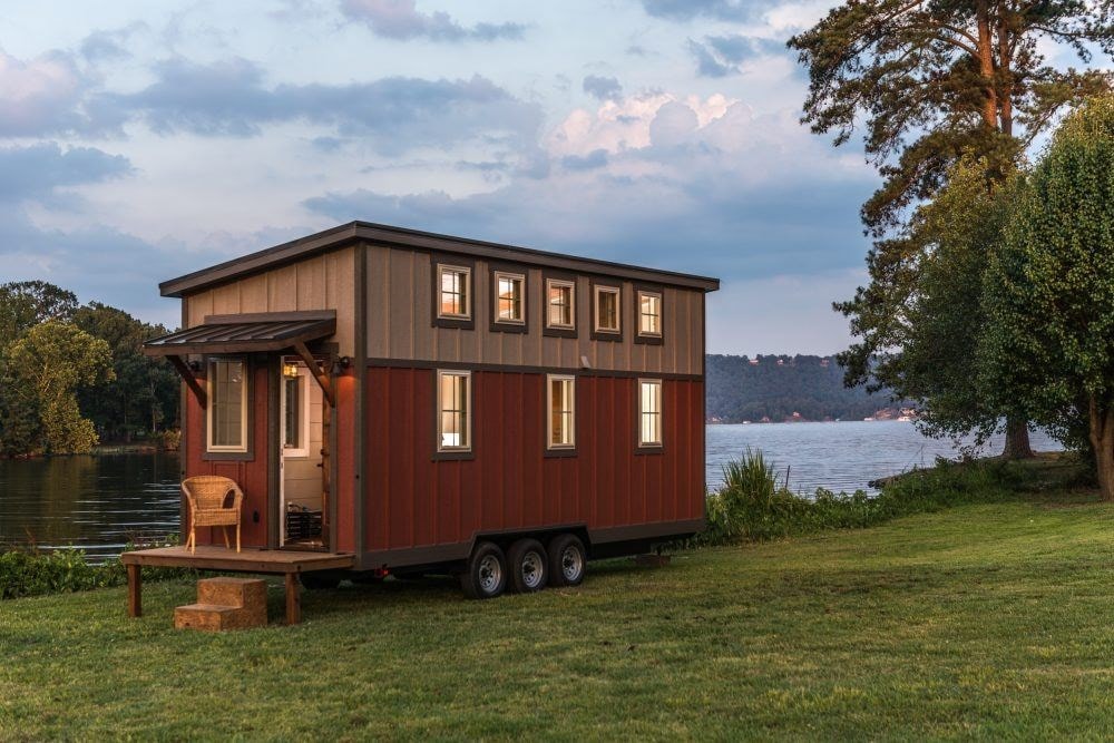 MY BEAUTIFUL TINY HOUSE FOR SALE - Image 1 Thumbnail