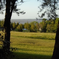 Custom cottage overlooking a 90,000 acre lake - Image 3 Thumbnail