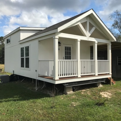 Beautiful Tiny Home For Sale - Image 2 Thumbnail