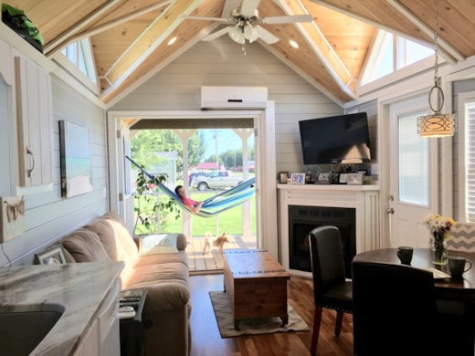 Tiny House for sale in Alabama- Fully Furnished!